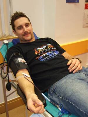Scott Basiuk Giving Blood 2007